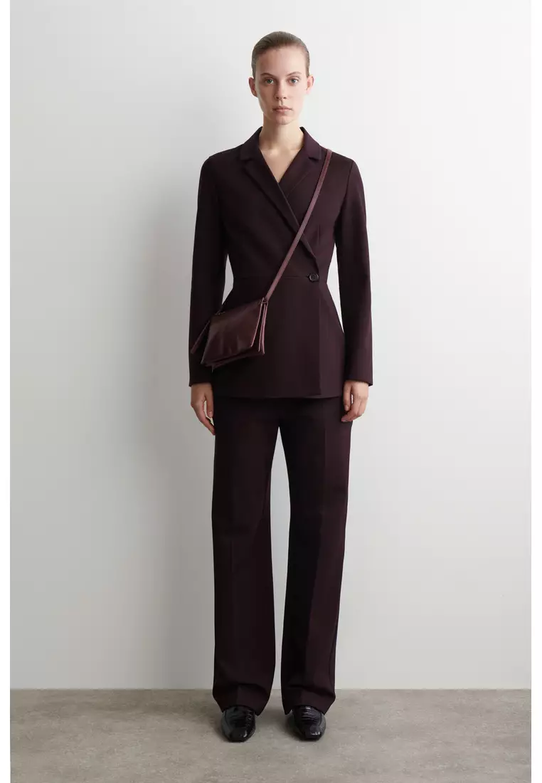 TROVE CROSSBODY BAG - LEATHER