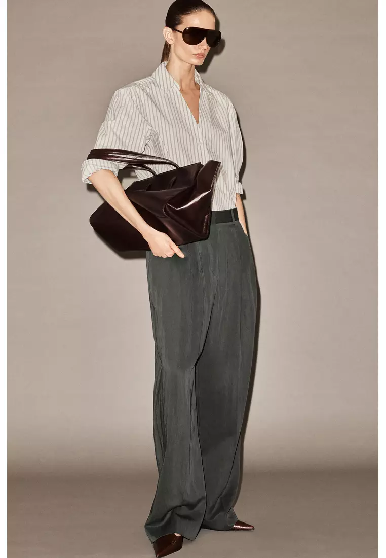 RELAXED FLUID WIDE-LEG TROUSERS