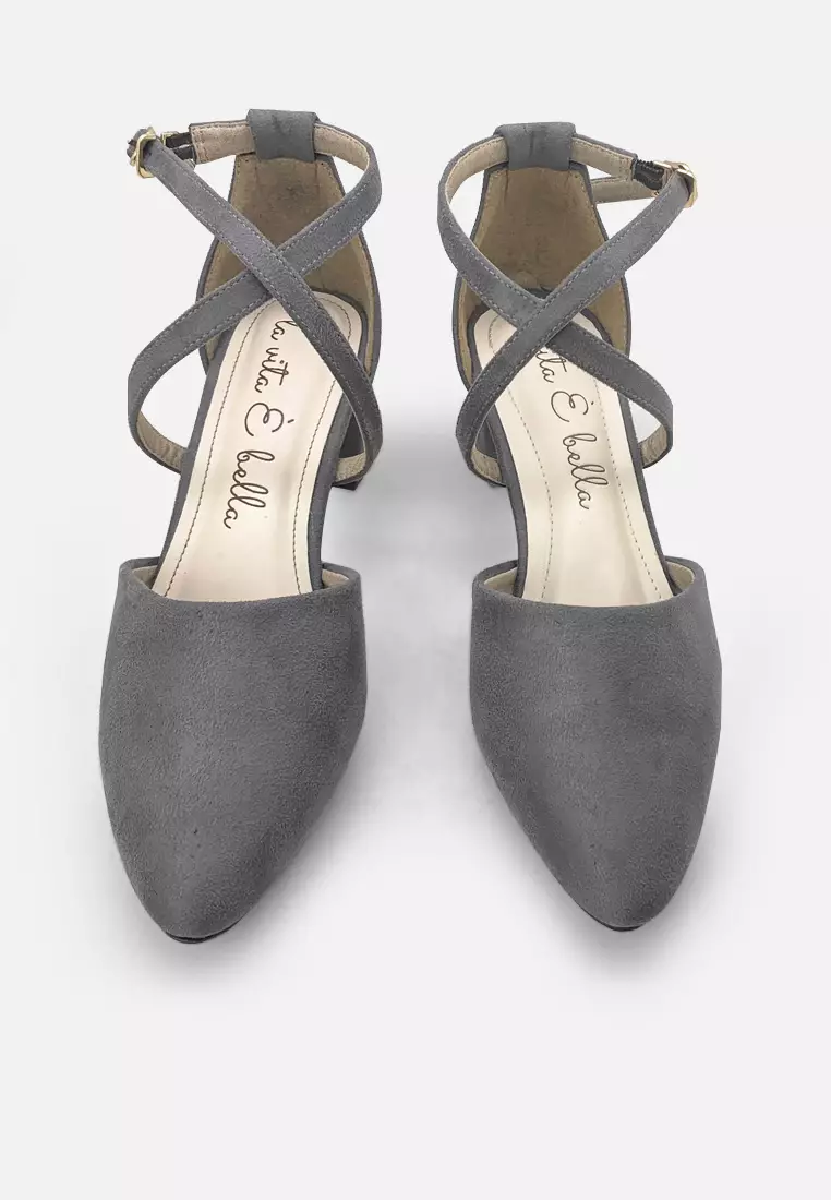 Blanche Pointed Toe Cross Sepatu Block Heels