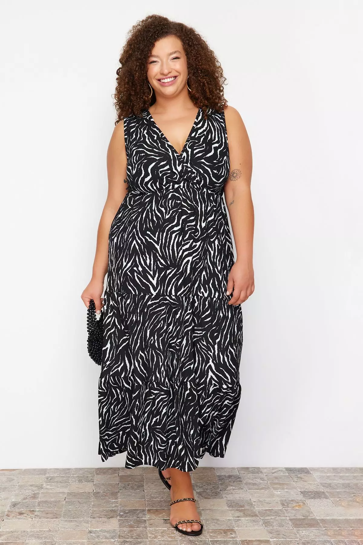 Plus Size V-Neck Knit Dress