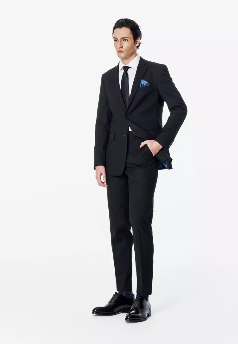 黑色修身版西裝外套(可機洗)