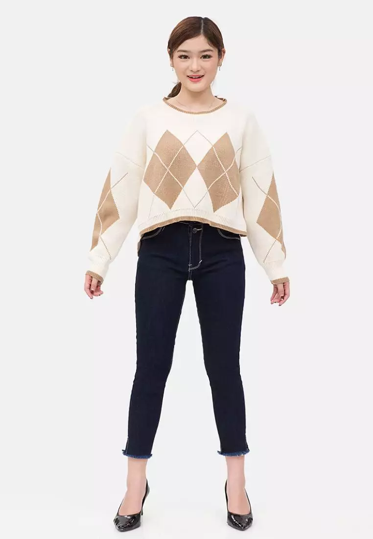 Diamond Crop Sweater in Beige