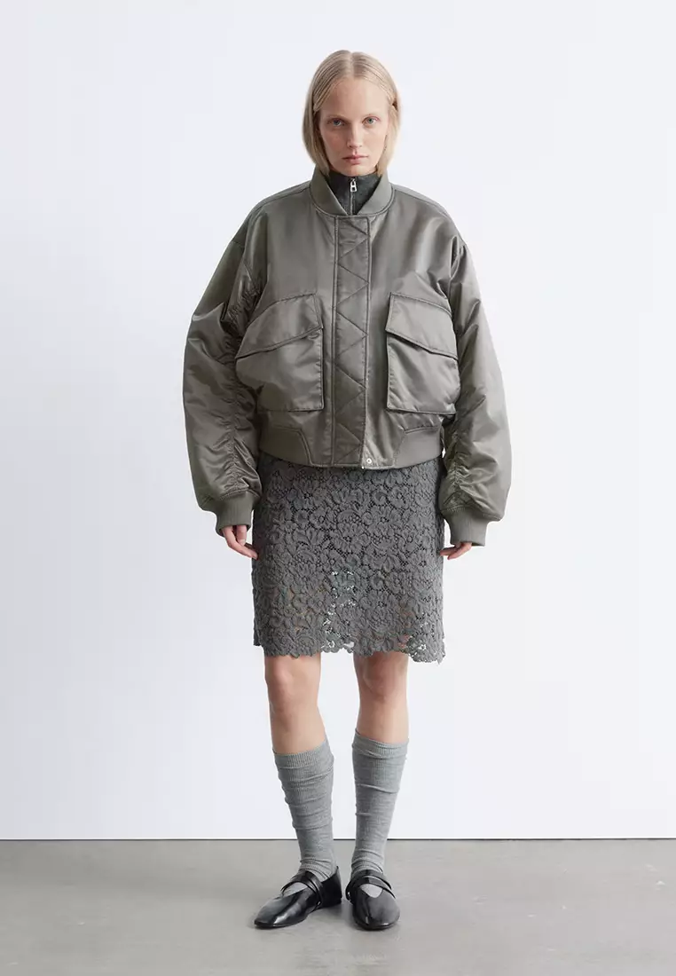 交叉搭帶皮革芭蕾舞鞋