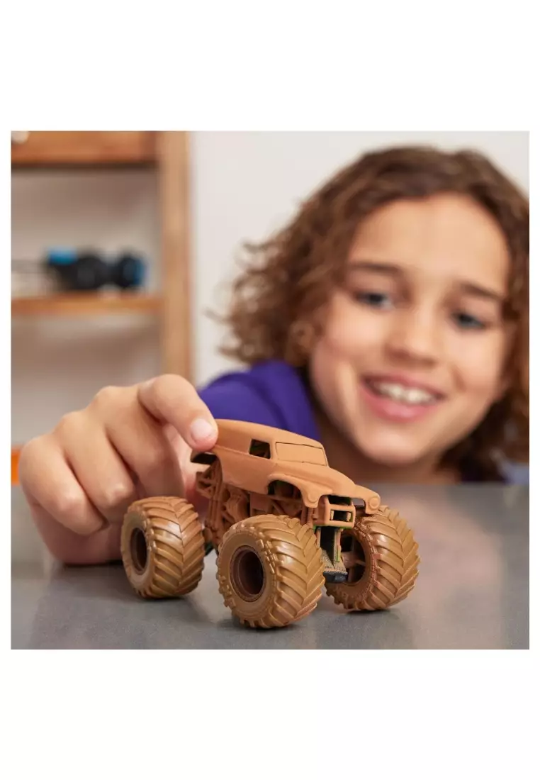 Monster Jam, Mystery Mudders, Official Die-Cast Monster Truck, Wash to Reveal, 1:64 Scale (Styles Will Vary)