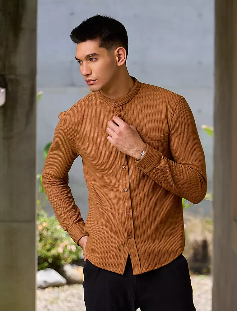 OXCON kemeja Tangan Panjang Waffle Kerah Collarless Teracotta