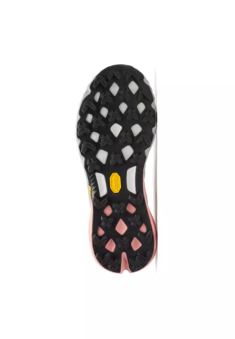 Agility Peak 5 – White/Soft Coral Women’s Trail Running Shoes