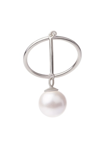 SHANTAL JEWELRY grey and white and silver Silver Dangling Pearl Ring SH814AC61VJASG_1