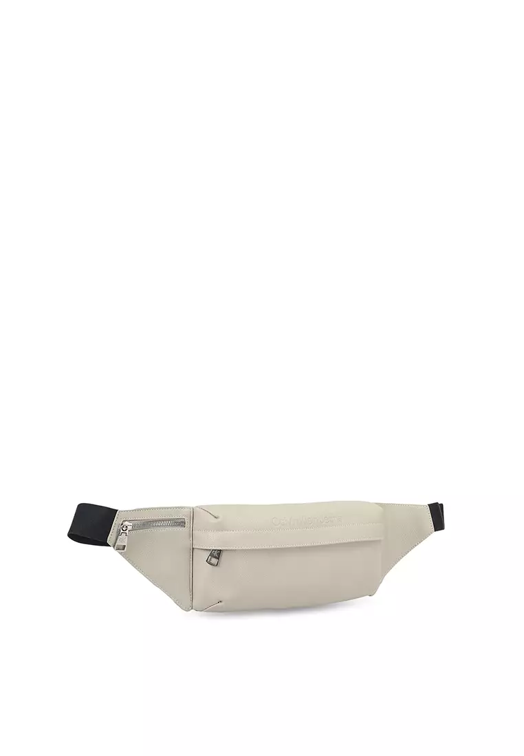 Calvin klein pebble outlet leather fanny pack