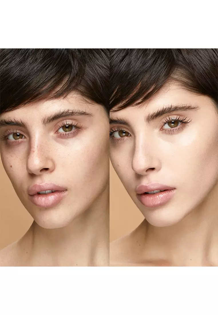 Instamoisture Foundation