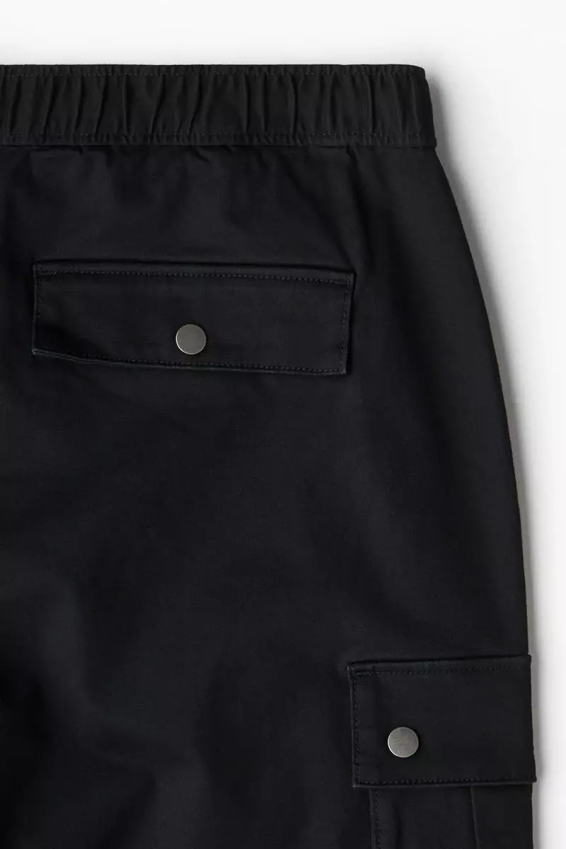 Loose Fit Cargo trousers