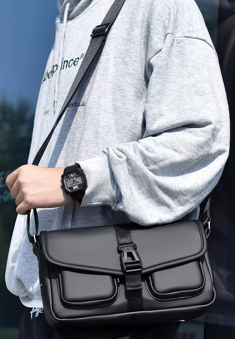 Men's trendy and fashionable waterproof travel bag