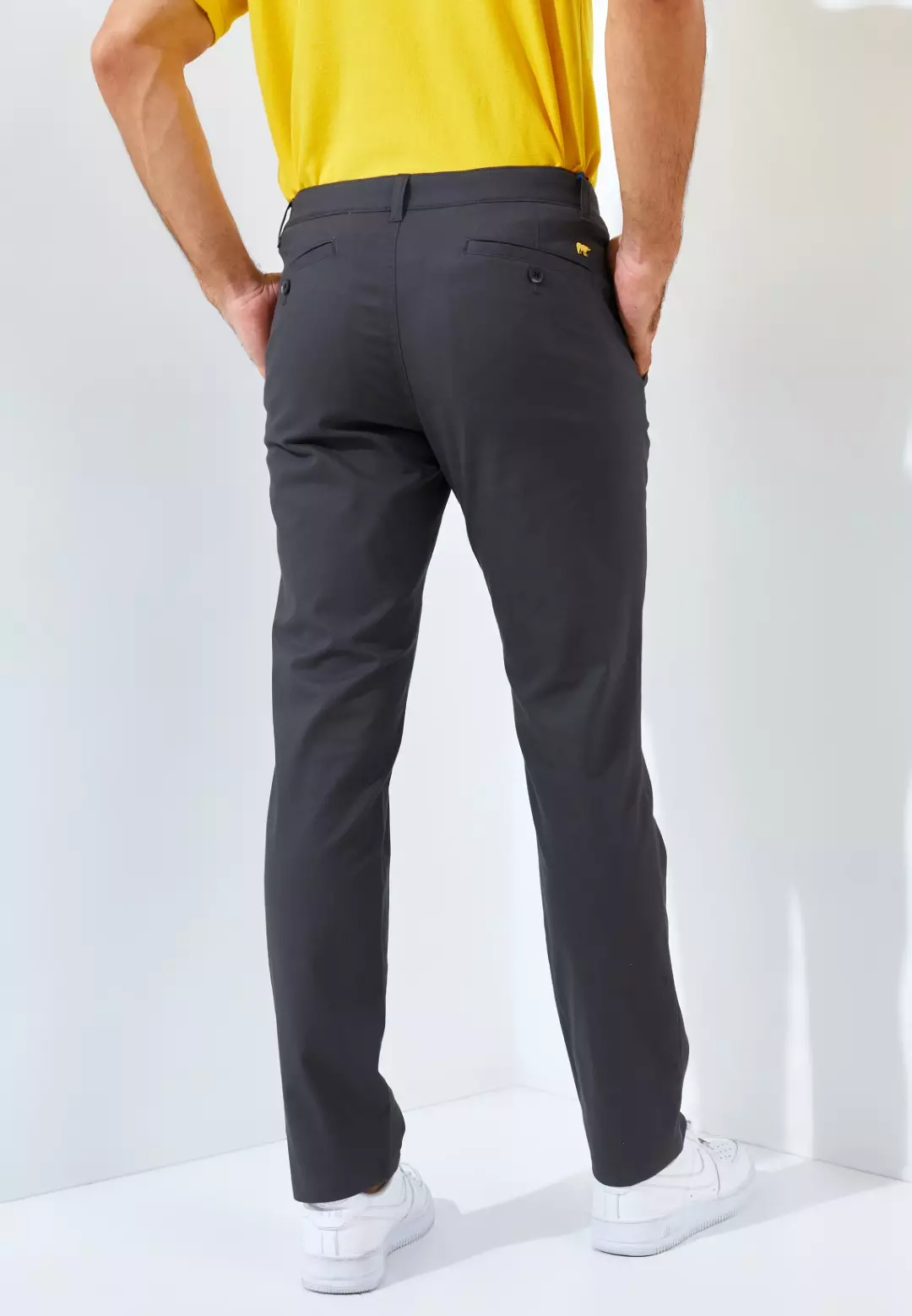 Jack Nicklaus Bridgeston Celana Panjang Pria Slim Fit Charcoal Warna Charcoal