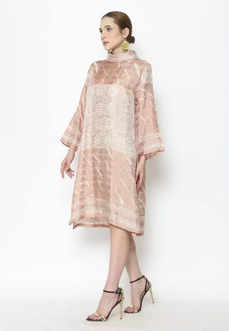 Rinjanie Batik - Tunik Batik Bola Kerah Caramel - Dress Dua Sisi - Batik Sogan Modern Mix - Tunik Batik Modern - Tunik Batik Kekinian - Batik Cap Mix Ciprat - DTBK - CR