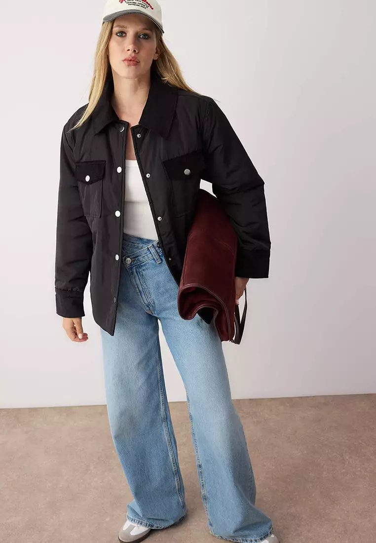 Black Regular Fit Collar Velvet Detail Fiber Thin Jacket Coat