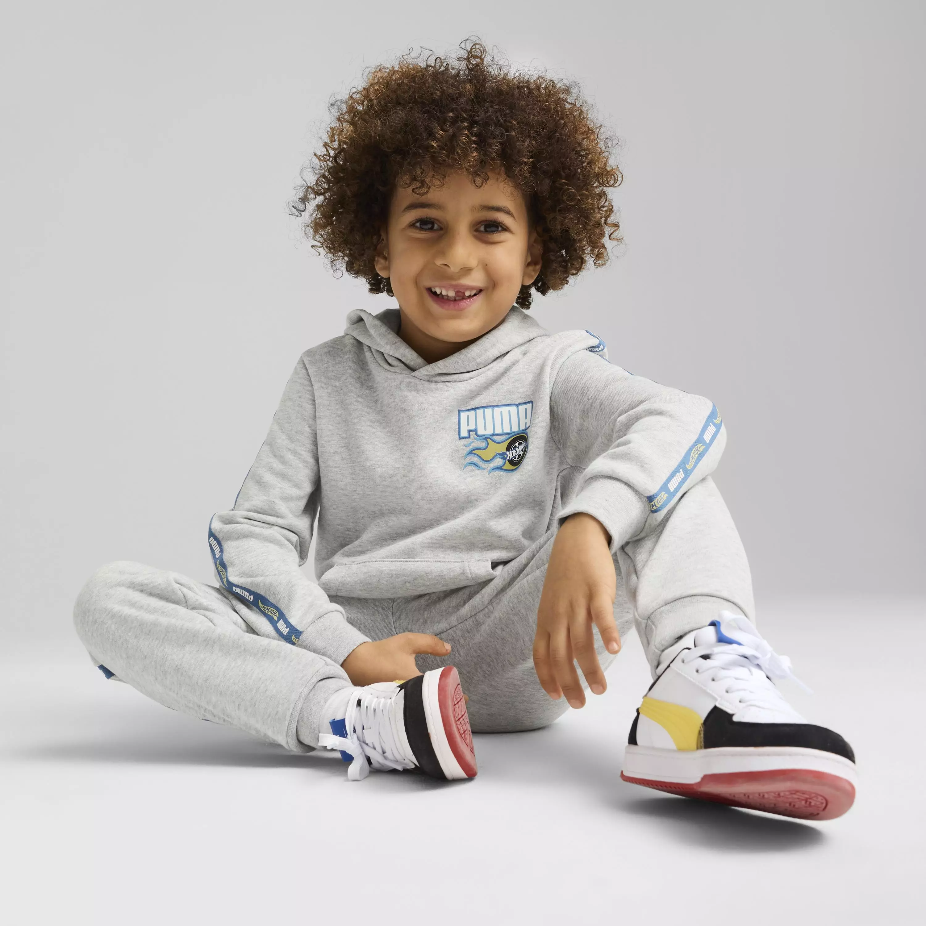 PUMA X HOT WHEELS Hoodie TR Light Gray  - Jaket Anak (Abu-abu)