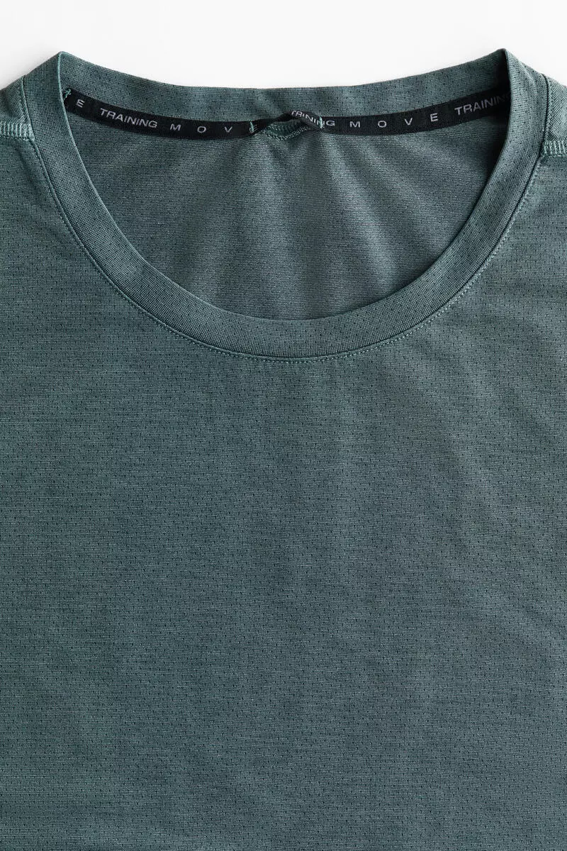 Regular Fit Sports vest top with DryMove™