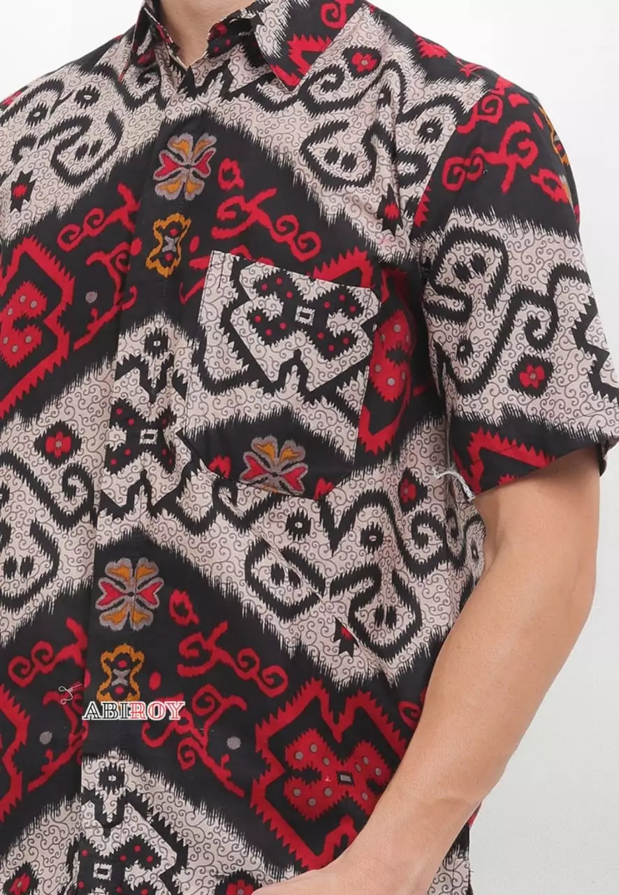 Songtrawira Maron Kemeja Batik Pria Premium Slimfit Lengan Pendek NLN