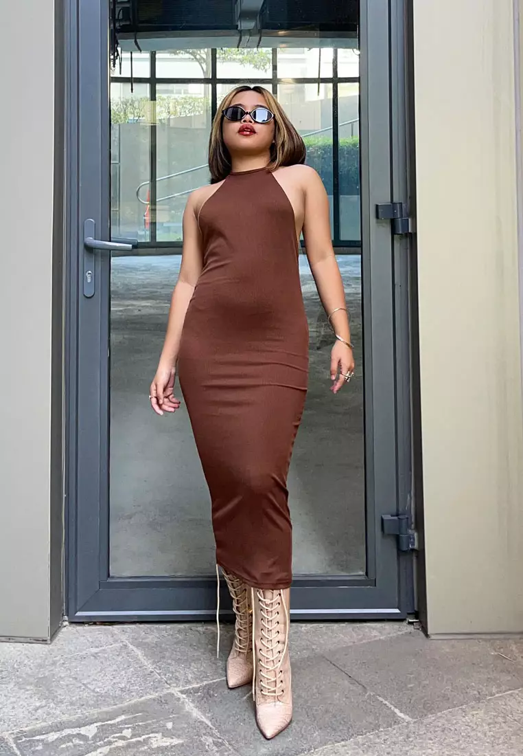 Sepatu Bot Bertekstur Croc di Atas Pergelangan Kaki dalam Warna Beige