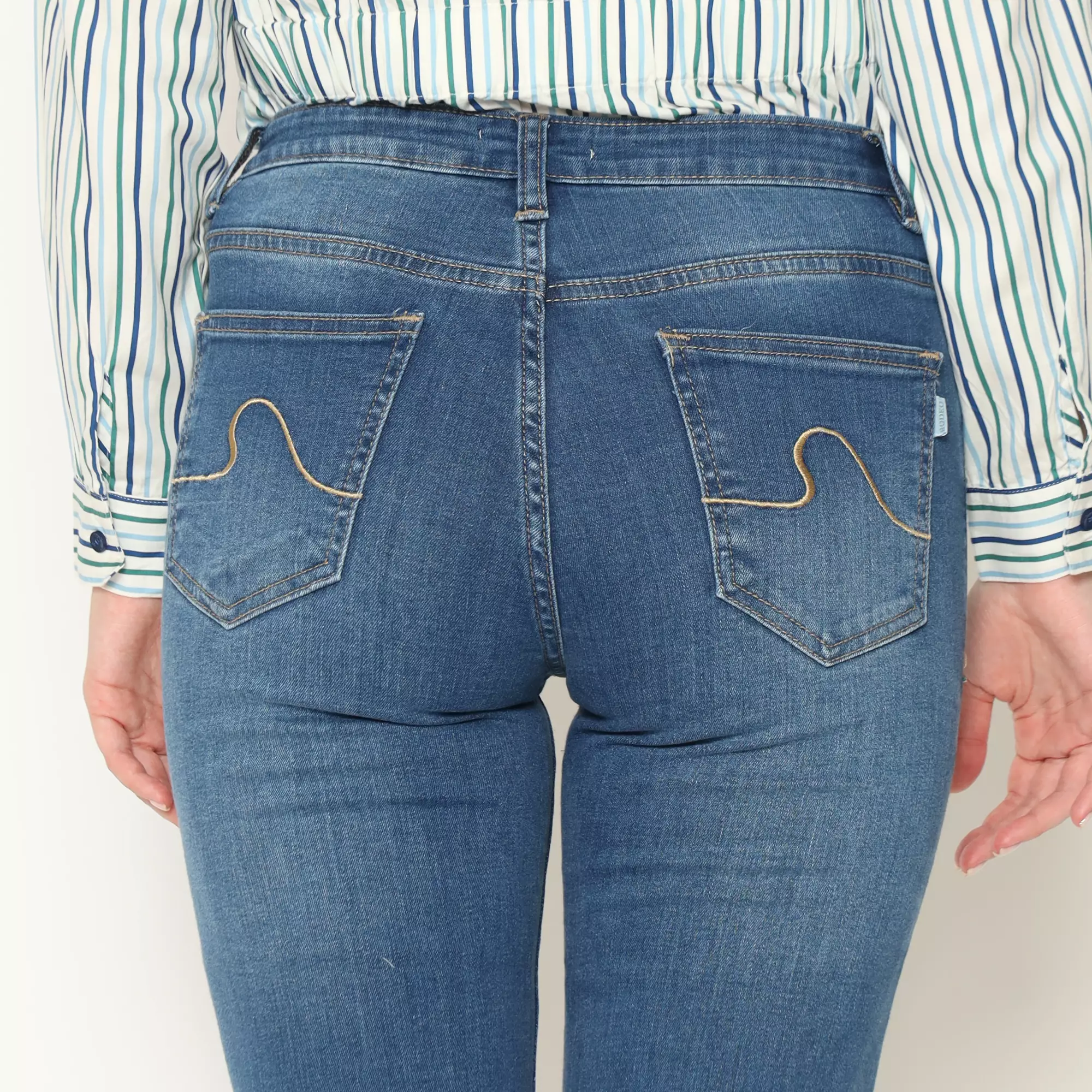 Gaura Jeans Medium Blue