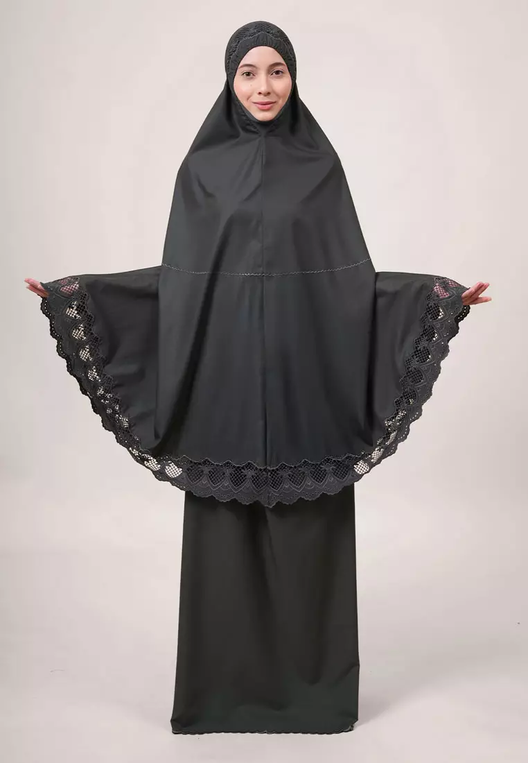 Siti Khadijah Telekung Signature Refa in Deep Forest
