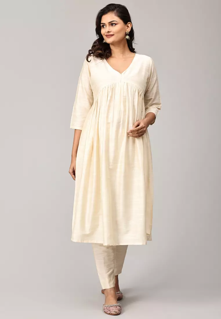 Vanilla Chai Maternity And Nursing Silk Kurta Set
