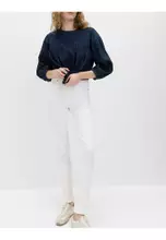 SOFT WHITE