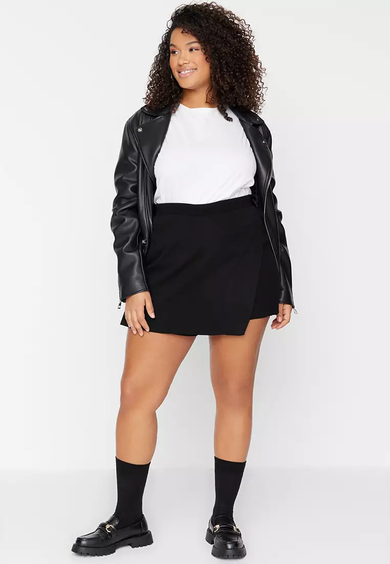 Plus Size Asymmetrical Skort