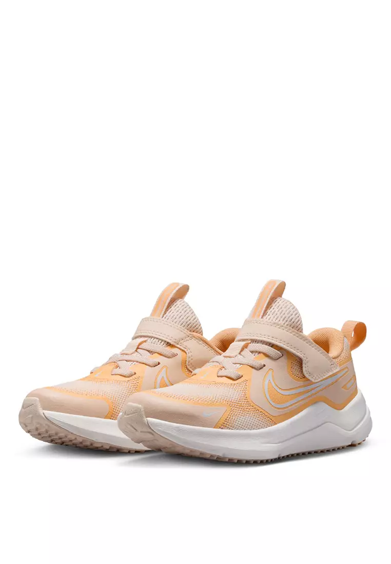 Nike Cosmic Runner