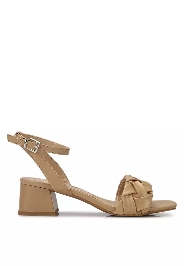 Discount on Betsy  shoes - SKU: Cici Sandal Heels