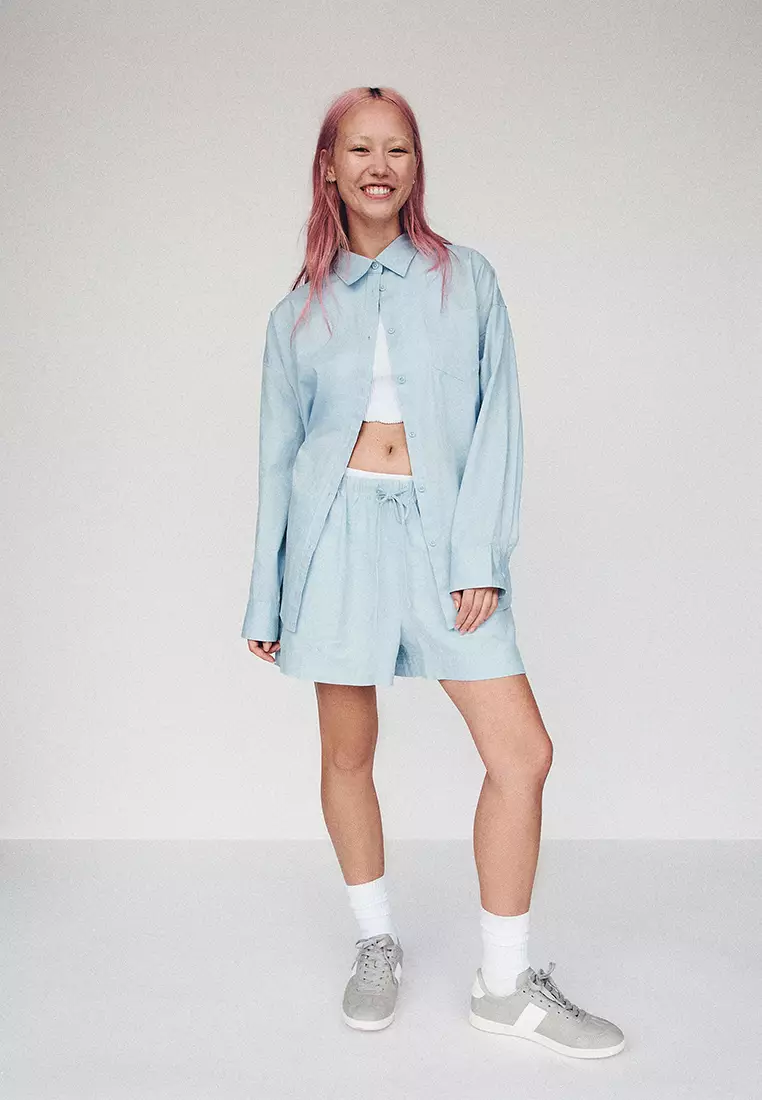 Bella Sleek Retro Sneakers