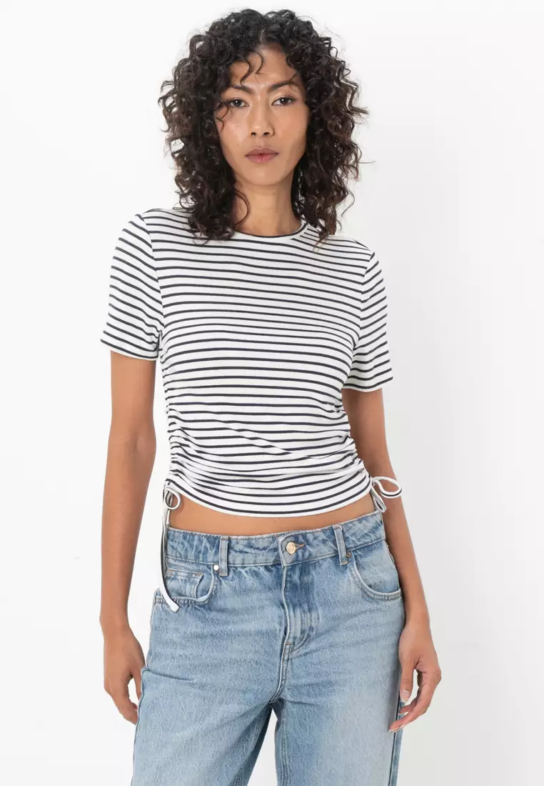 Devin S/S Stripe O-Neck Tie Top