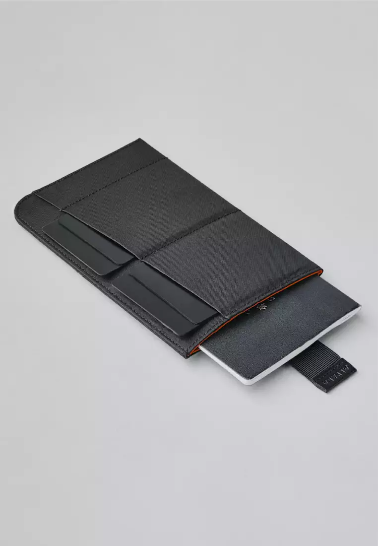 Alpaka ARK Passport Sleeve - Black VX21