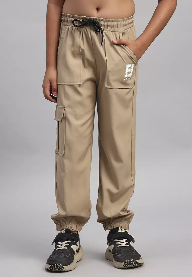 Celana Jogger Kargo Unisex TrailFlex