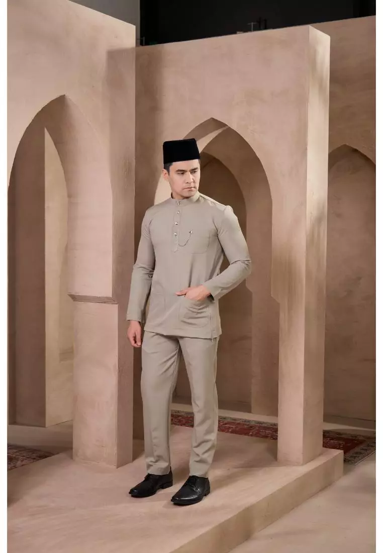 Baju Melayu Mahkota