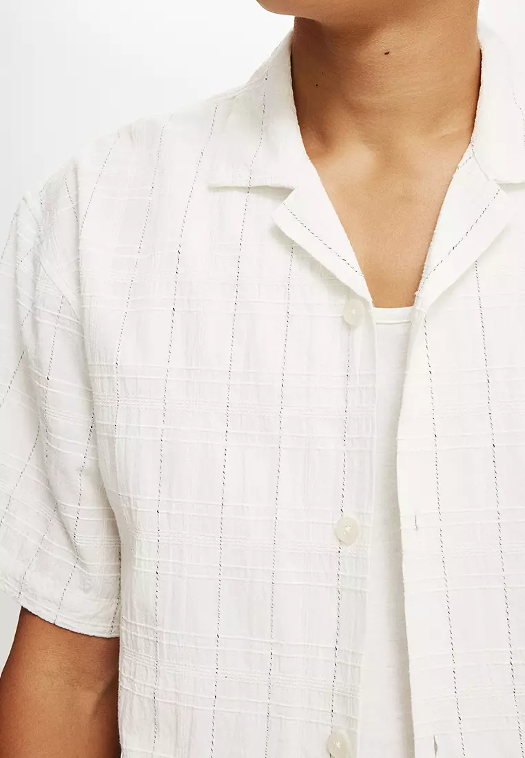 Box Fit Short Sleeve Shirt