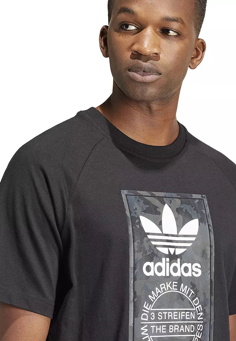 Adidas shops tongue label tee