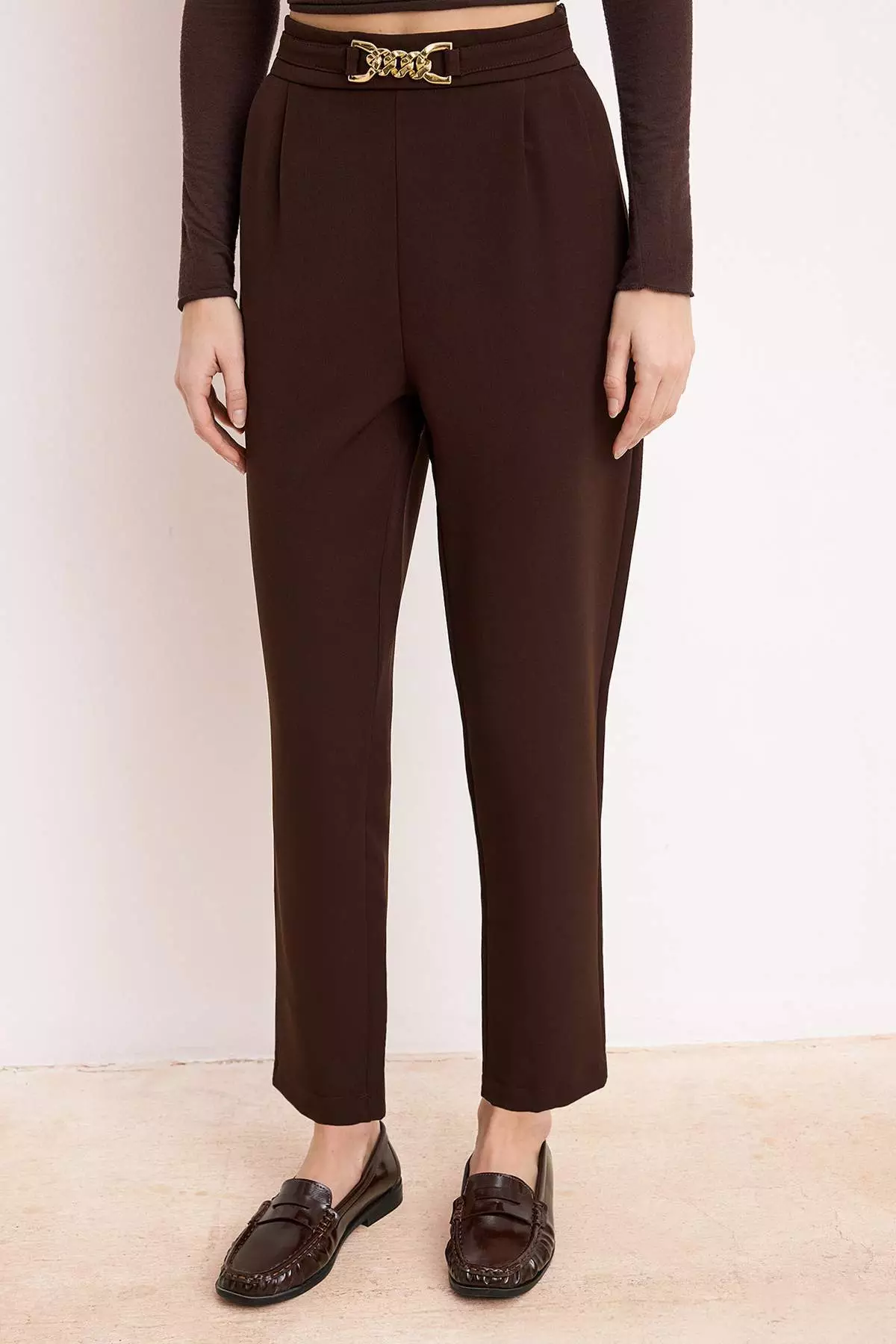 Dark Brown Carrot Pattern Buckle Detailed Trousers Twoaw26Pl154