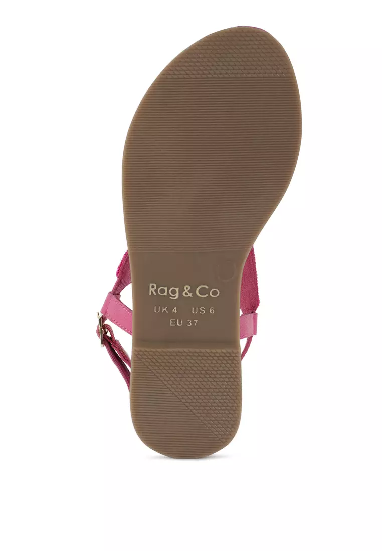 Sandal Datar dengan Gesper Pin dan Manik-manik Warna Fuchsia
