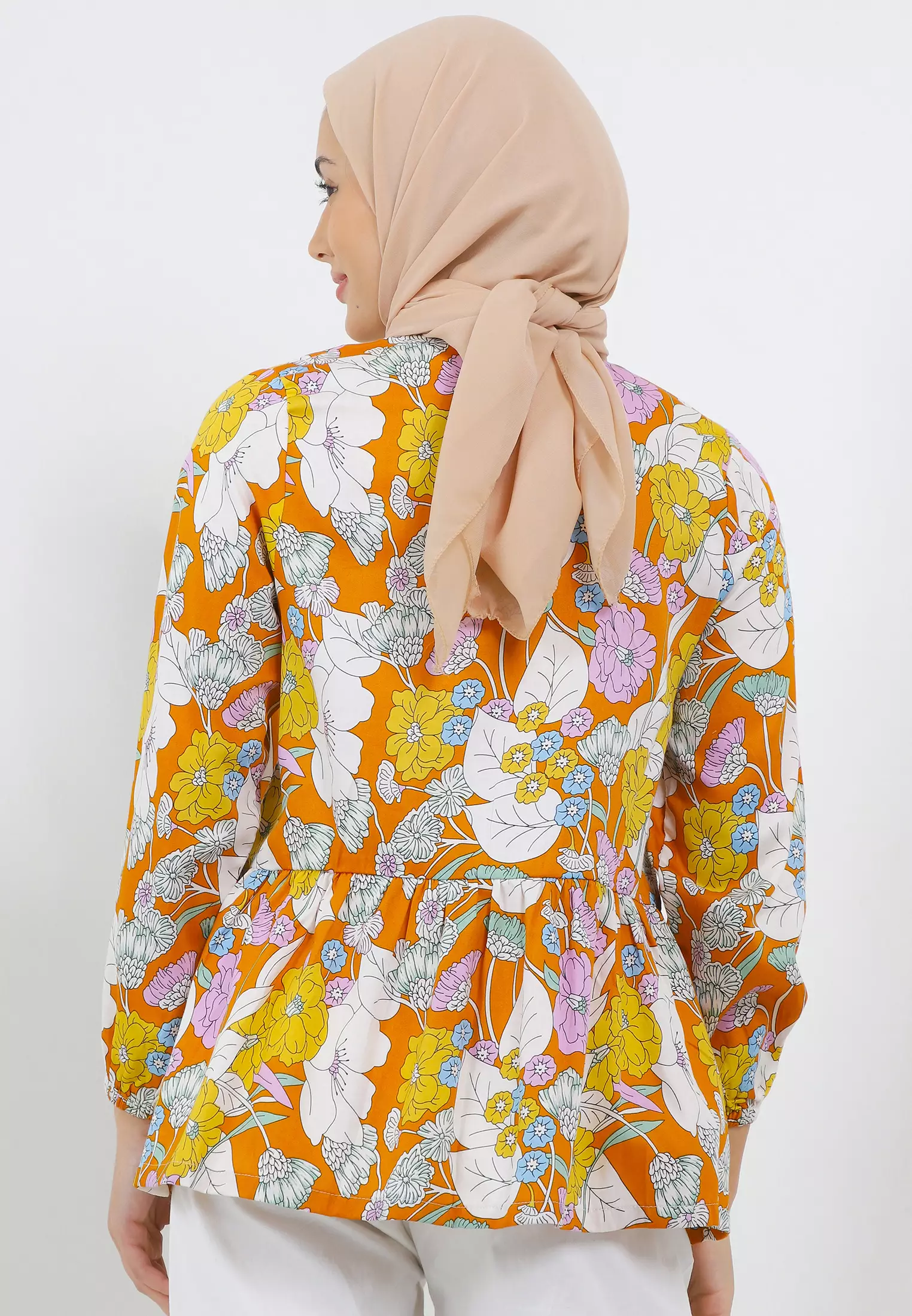 MFMW Woolyi Atasan Blouse Orange Motif Bunga