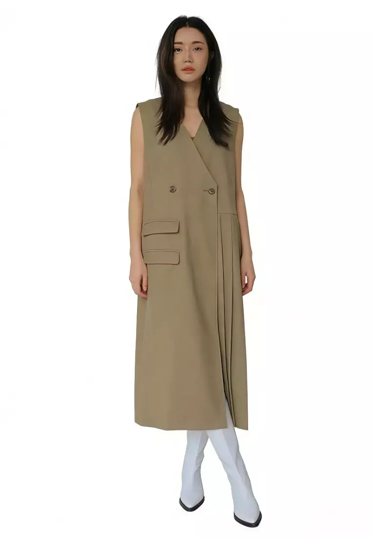 V-Neck Cross Button Pleated Sleeveless Dress CA26031919BE