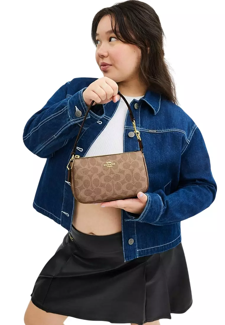 Nolita 19 In Signature Canvas - Tan/Brown