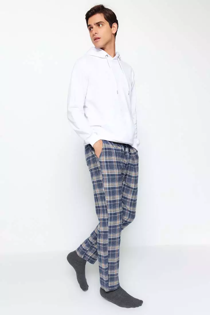 Blueangle Men Black Red Plaid Pajama Pants - Comfortable Men's Pajama  Bottoms with Pockets, Sleepwear or Lounge Pants for Men（530） at   Men's Clothing store