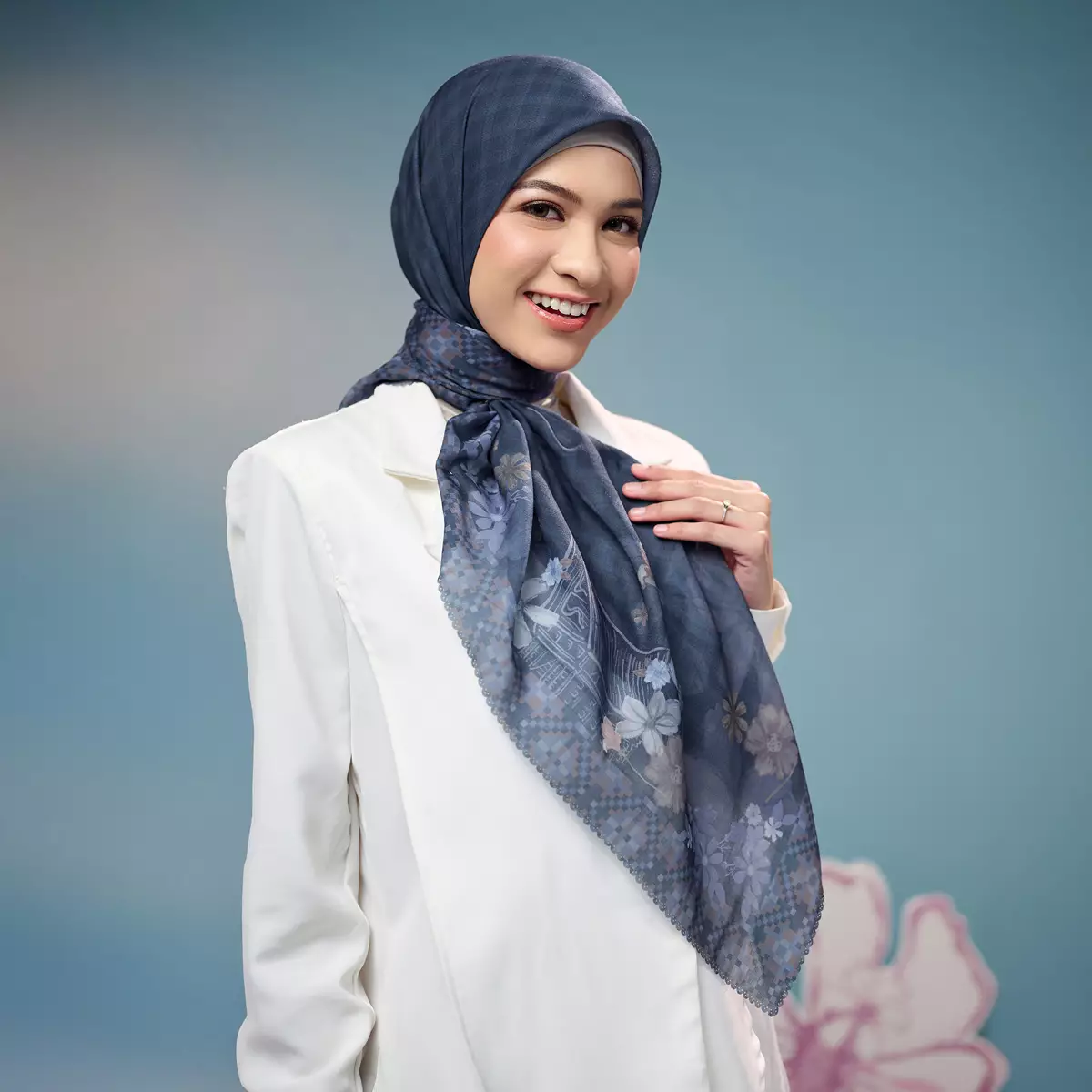 [INCLUDE HARD BOX] ZM Zaskia Mecca - Scarf Jejak Teduh Ruma Night | Hijab Voal Alaska Premium Square | Hijab Motif Kerudung Segi Empat