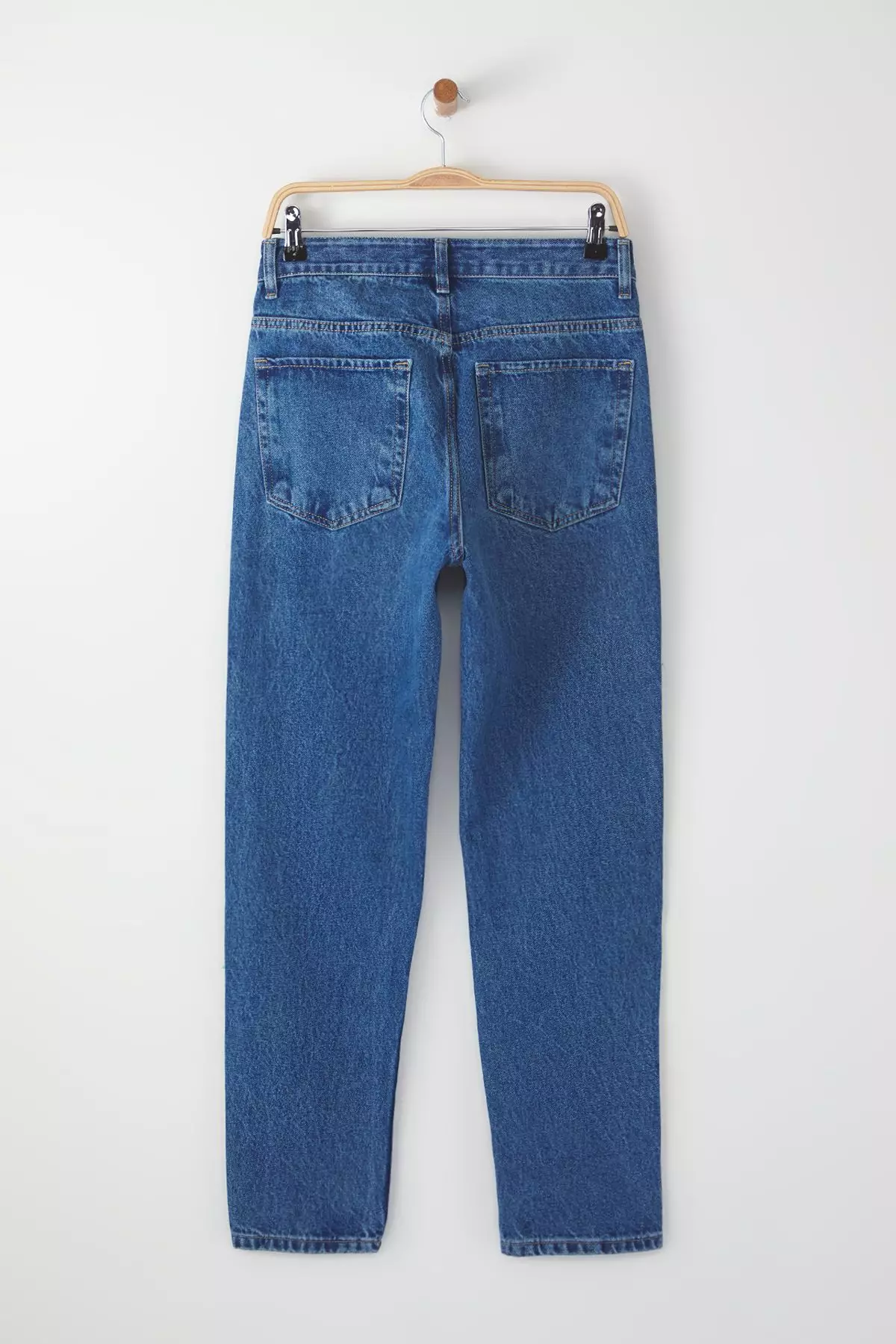 Essential Fit Jeans