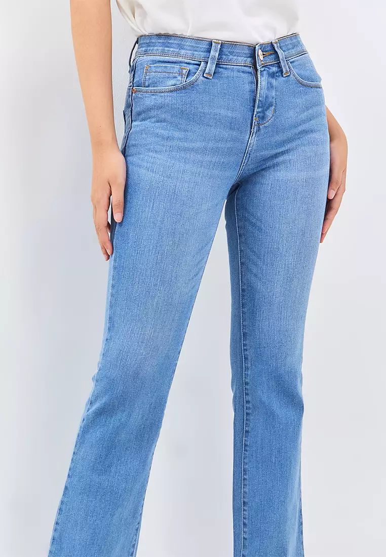 C2 Wenzou Blue Jeans Push Up Bootcut Wanita