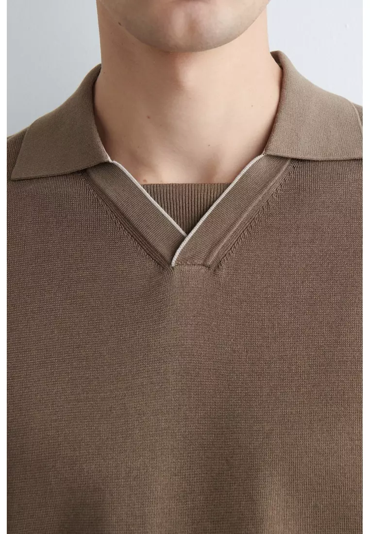 CONTRAST-TIPPED KNITTED POLO SHIRT