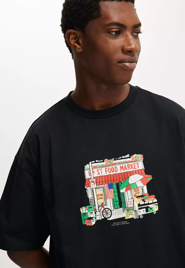 Box Fit Graphic T-Shirt