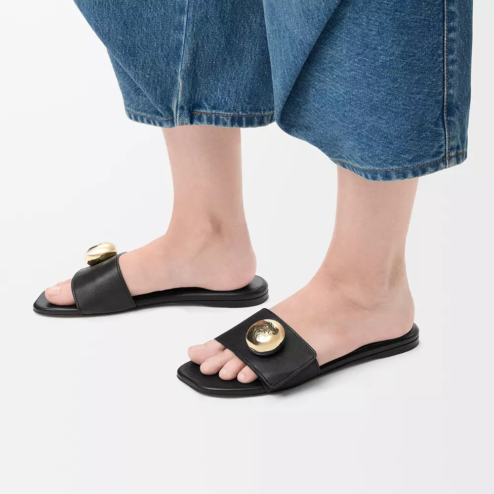 Pebble Slide Soft Calfskin Black