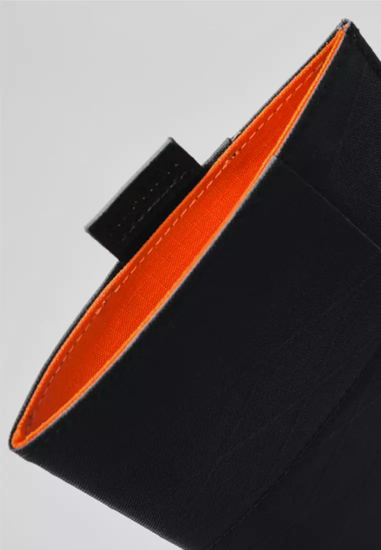 Alpaka ARK Passport Sleeve - Black VX21