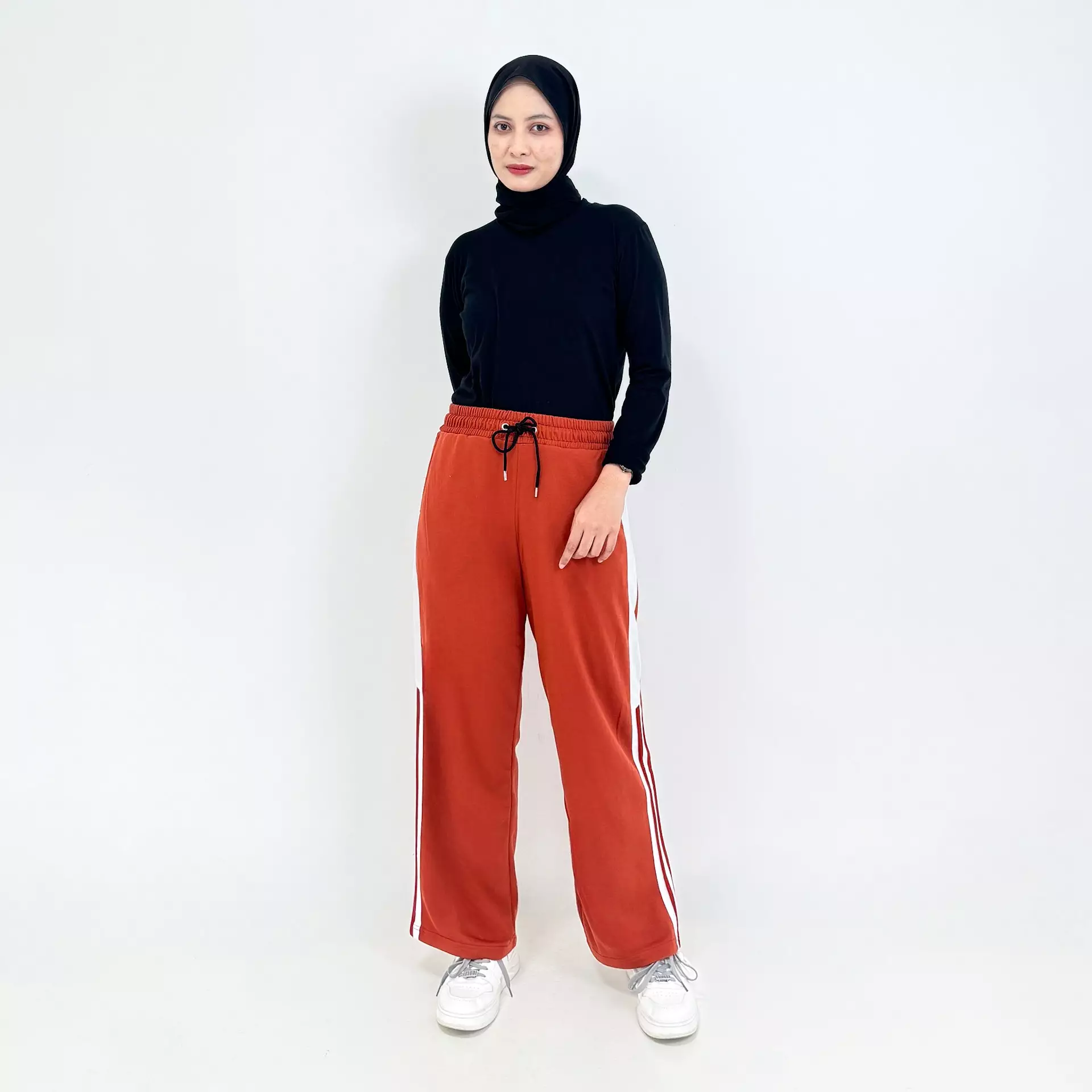 Celana Panjang Wanita - GITA SPORTY PANTS [PUMPKIN]